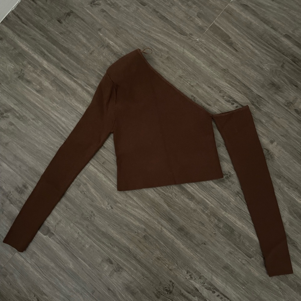ZARA ASYMMETRICAL TOP